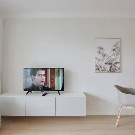 Апартаменты Residenz Alte Bergstrasse Residenz Alte Bergstrasse 17