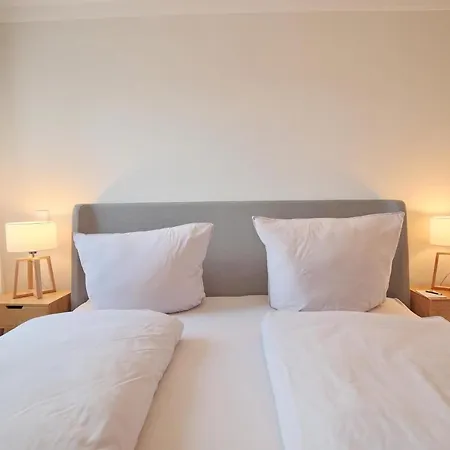 Residenz Alte Bergstrasse Residenz Alte Bergstrasse 17 Апартаменты *